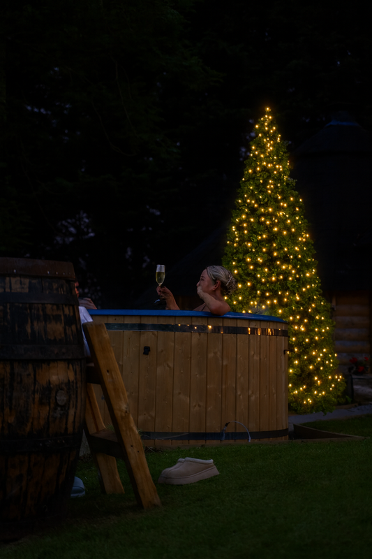 Sip & Soak (Prosecco + Private Hot Tub